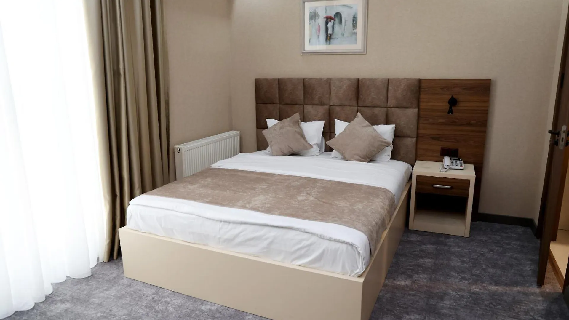 Aniko Hotel Batumi 0*,