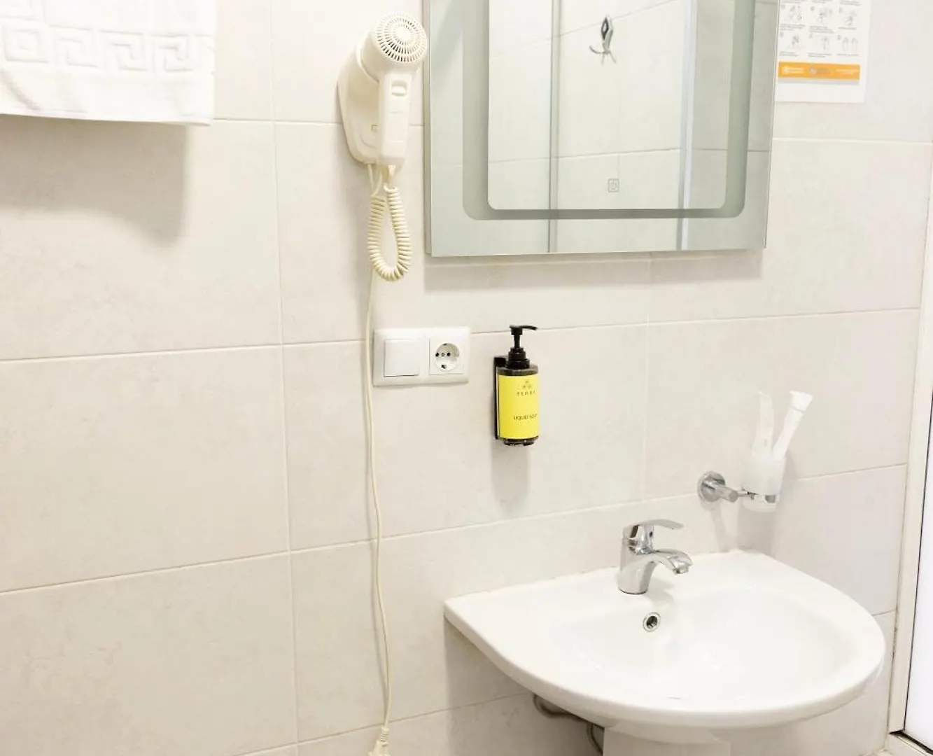 Aniko Hotel Batumi 0*,